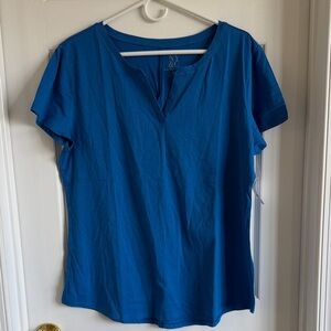 New York & Company Royal Blue Split-V Short Sleeve Tee